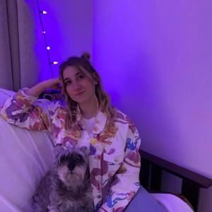 Meet your Posher, Pascale